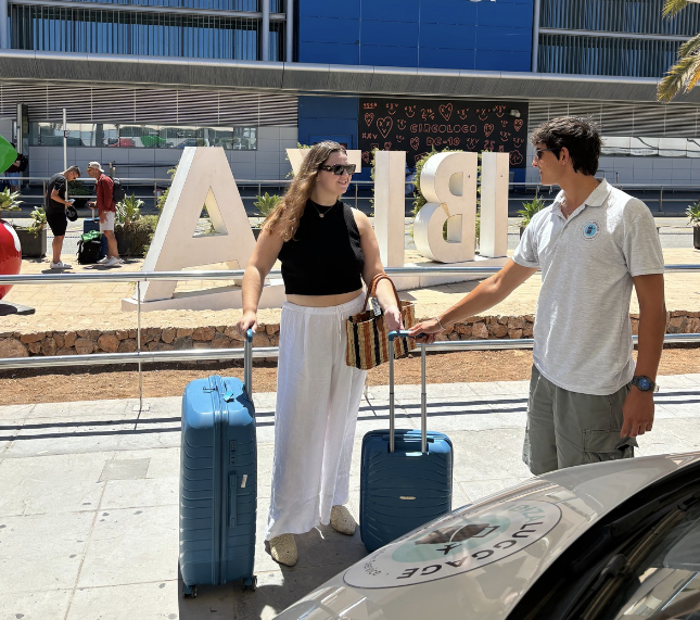 Luggage delivery to travelers